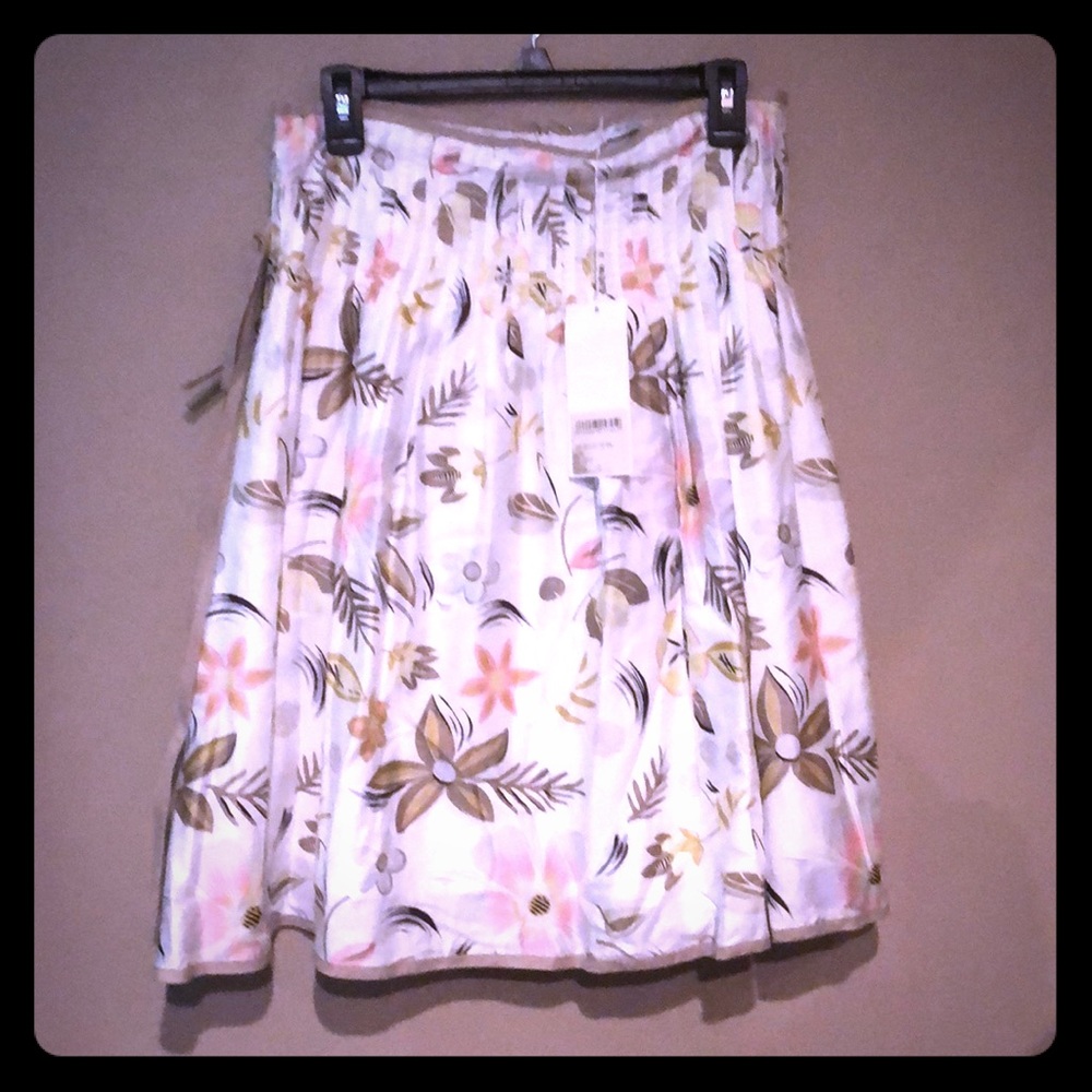 YumiMazao France pleated floral Cotton skirt NWT L